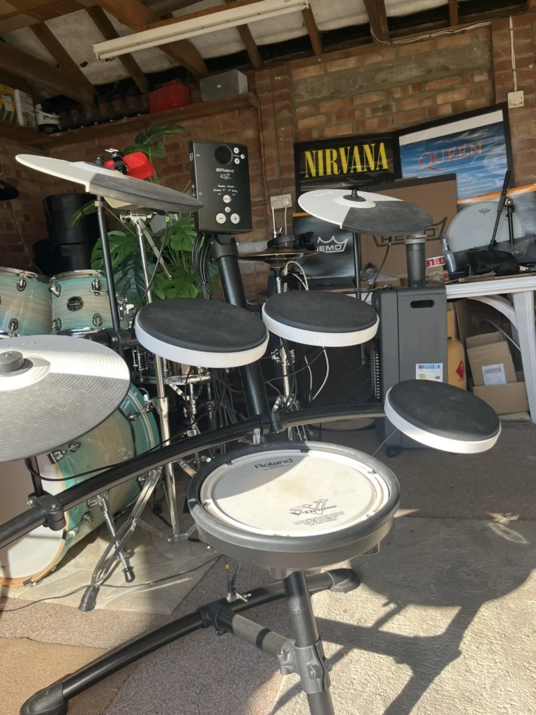 Roland (Mesh Snare) TD-1KV Electronic Drum Kit
