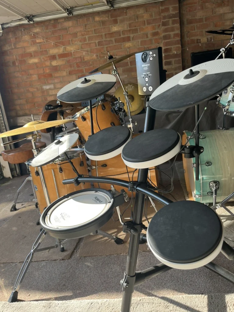 Roland (Mesh Snare) TD-1KV Electronic Drum Kit